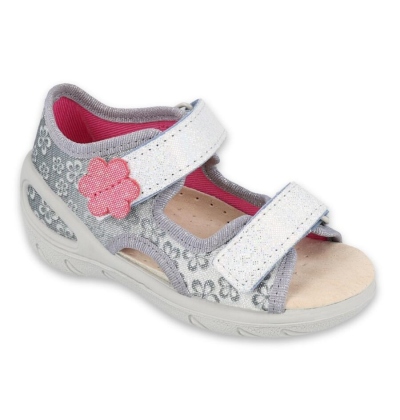 065P139 20 - SUNNY dívčí sandálky stříbrné,kytičky