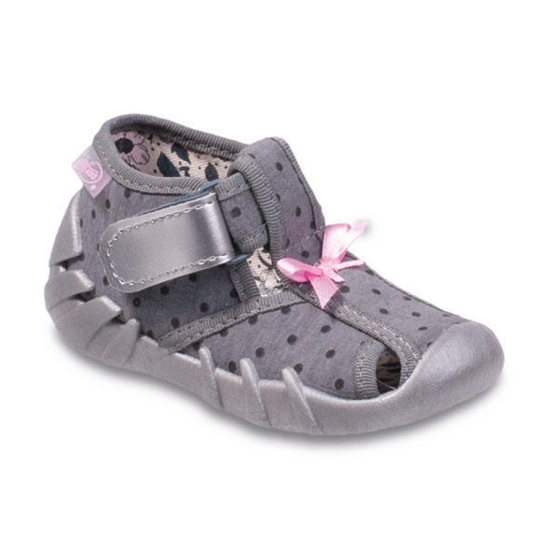 190P062 23 - dívčí bačkorky Befado 1SZ, šedá,tečky
