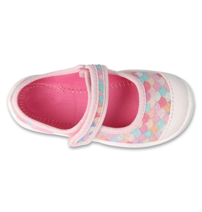 209P037 18 - dívčí balerínky Befado