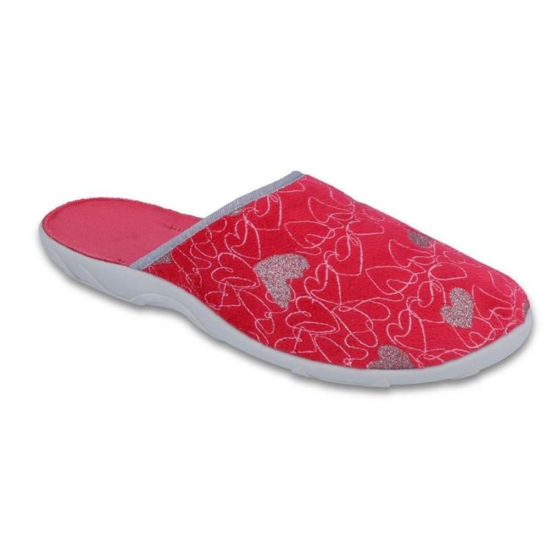 235D160 36 - PAULA ZŠ, červená, srdíčka