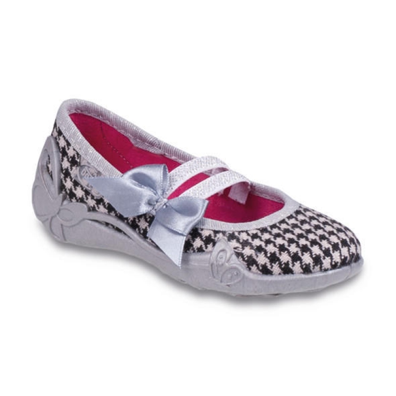 425P004 18 - dív.níz.,2 g,černé pepito,mašle