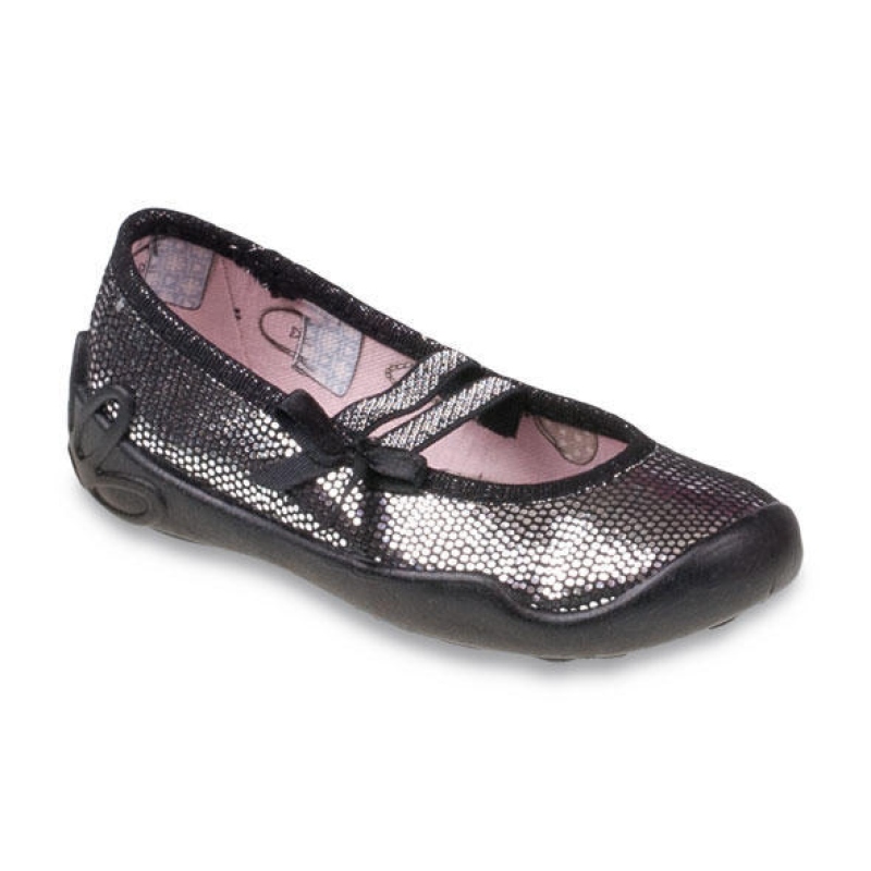 444X018 26 - dív.balerínka,2 gumky, černý lesk