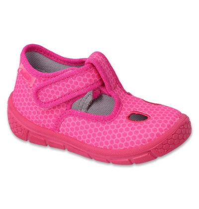 630P003 - dívčí bačkorky Befado růžové, puntíky