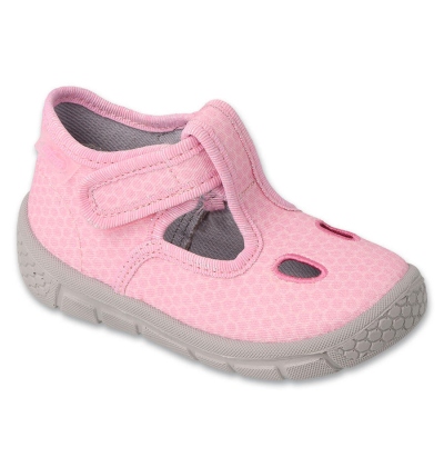 630P004 - dívčí bačkorky Befado růžové, puntíky