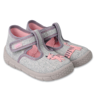 631P019 18 - dívčí bačkorky Befado šedé, kočka