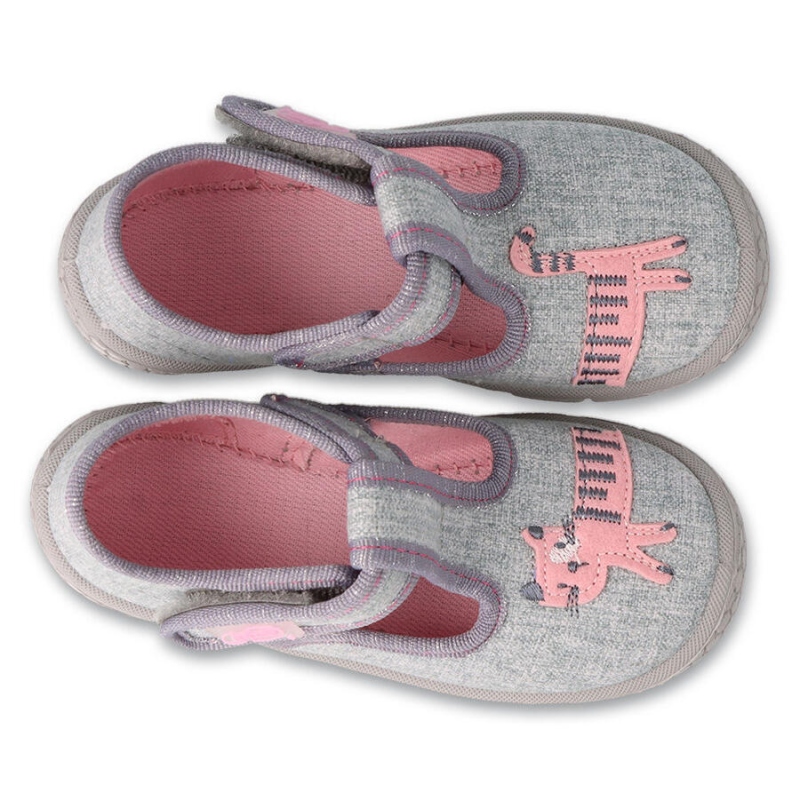 631P019 18 - dívčí bačkorky Befado šedé, kočka